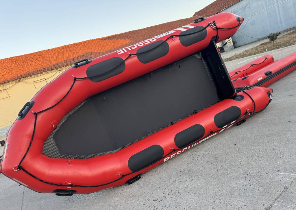 FWS-A450 inflatable rescue boat (11)